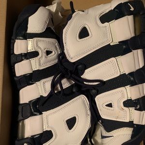 Nike uptempo